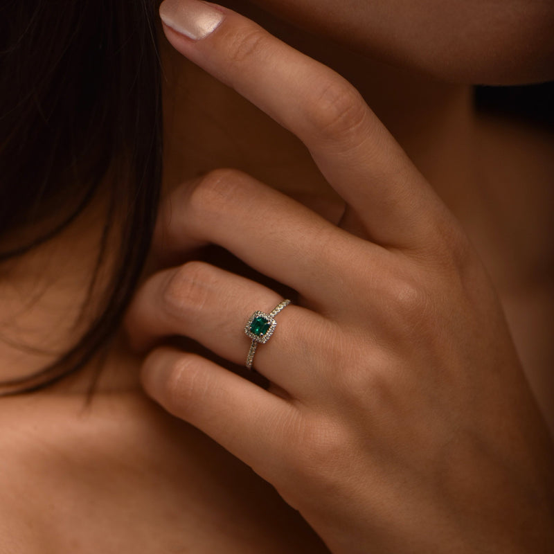 The Little Green Square 0.50 carats - White Gold 18k