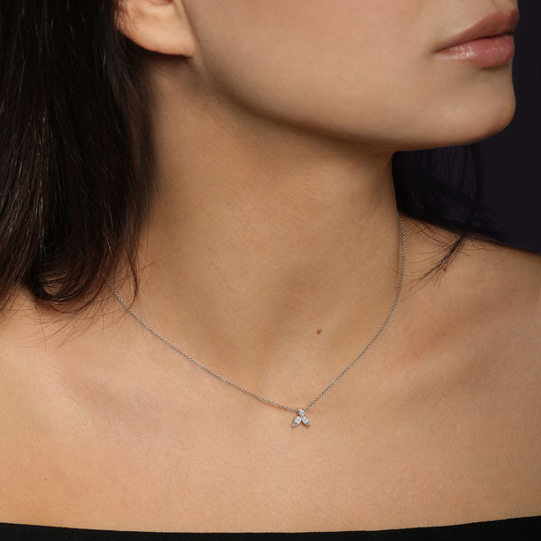 Necklace Solitaire Little Bee Petit - White Gold 18k