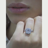 The Sleeping Beauty 2.70 carats - Platinum 950